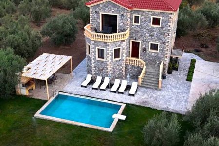 Chateau Eleon