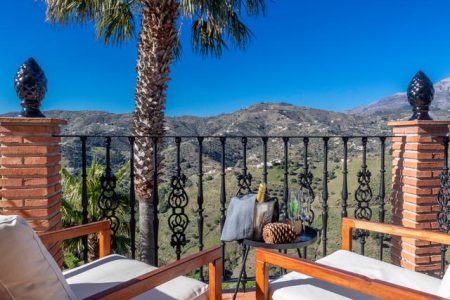 Malaga Hills Boutique & Wellness Eco-Hotel