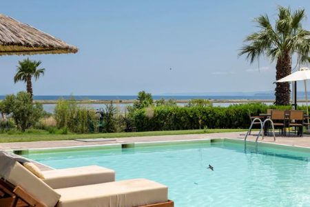 Flamingo View Suites & Villas