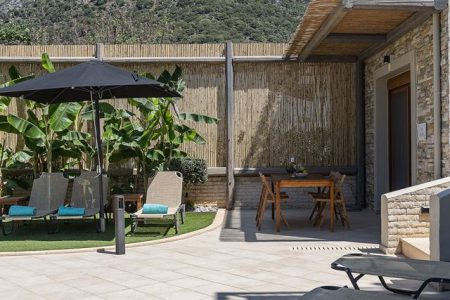 Pantheon Villas & Suites